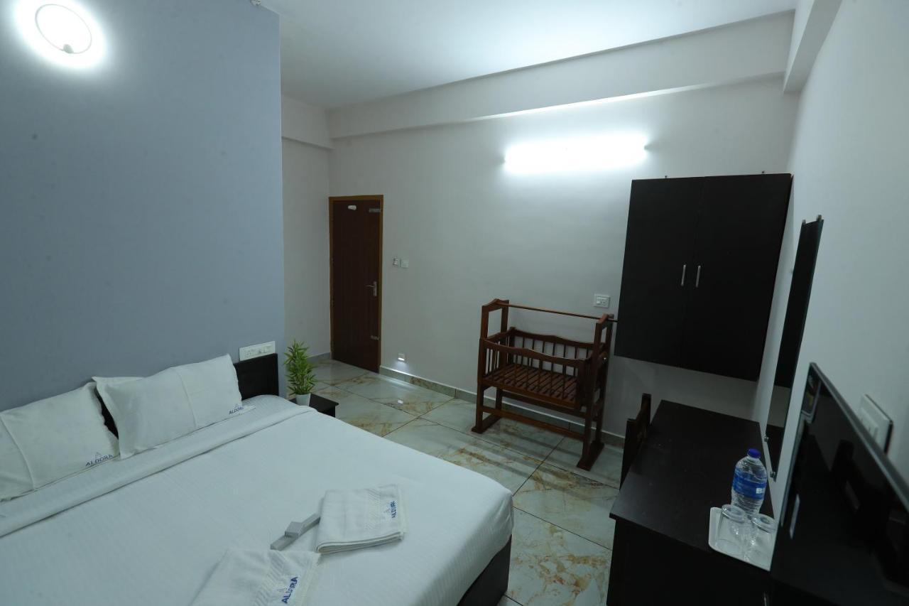 Hotel Aldora Airport Residency Nedumbassery Exterior foto